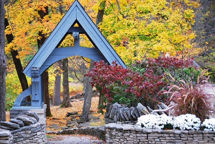 Colores de otoño en la Universidad de Indiana en Bloomington