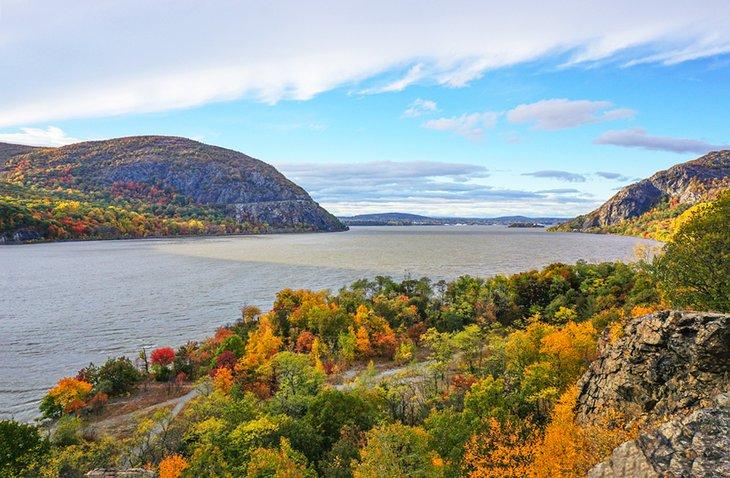 Blick auf den Hudson River im Herbst von Little Stony Point