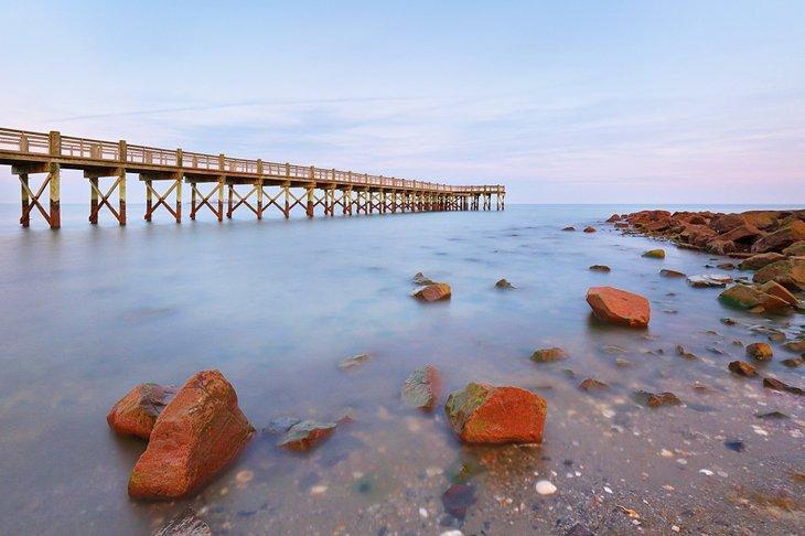 Muelle de pesca en Walnut Beach