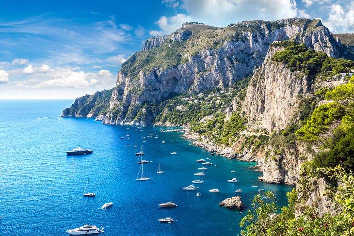 Capri en un hermoso día de verano