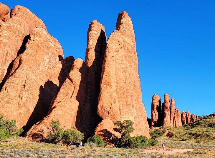 Der Eingang zum Sand Dune Arch