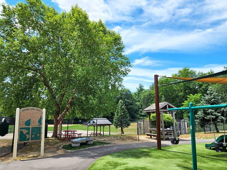 Terrain de jeux à Roby Park