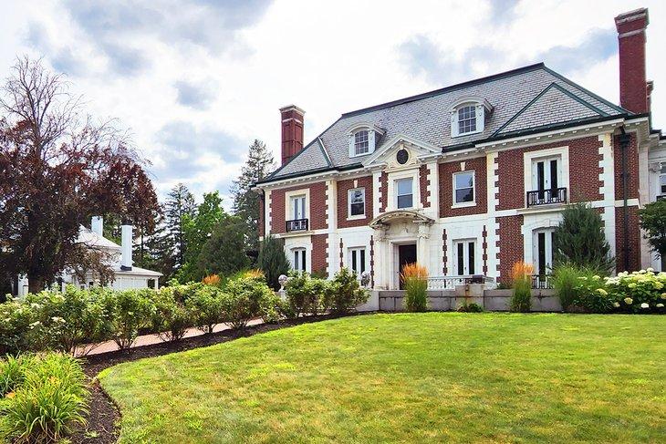 Maison Frank Anderson, 90 Concord Street