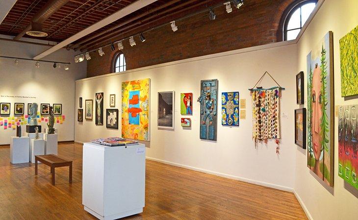 Exhibiciones en el Centro de Artes Culturales