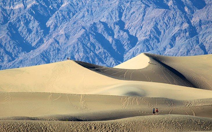 Dunas de arena en el Parque Nacional de Death Valley