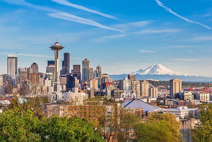 Centro de Seattle y Monte Rainier