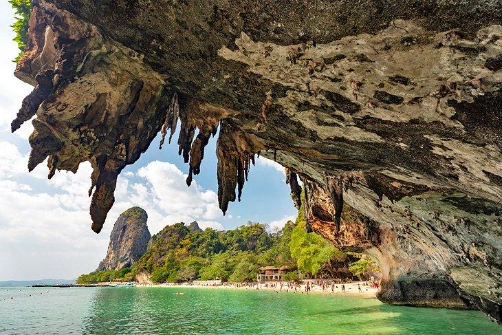 Playa Phra Nang Cave