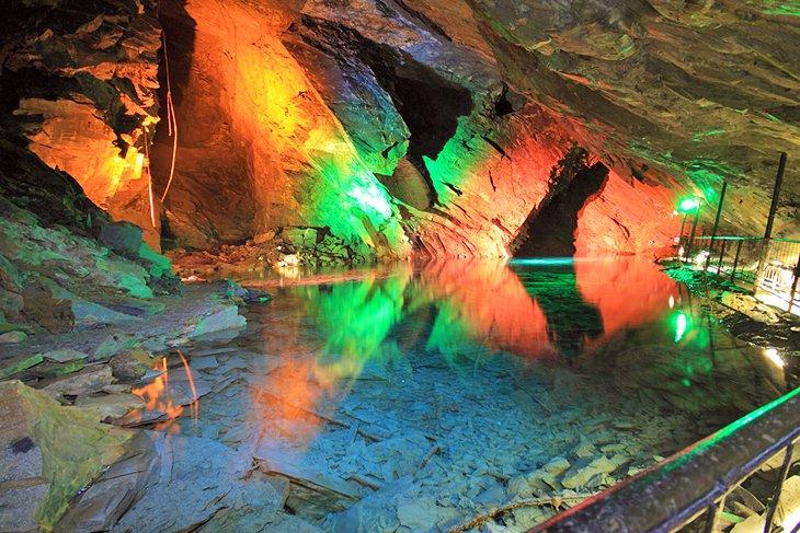 Cavernas de Pizarra de Llechwedd