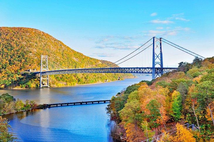 Valle del río Hudson con colores de otoño