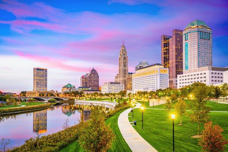 Columbus, Ohio al atardecer