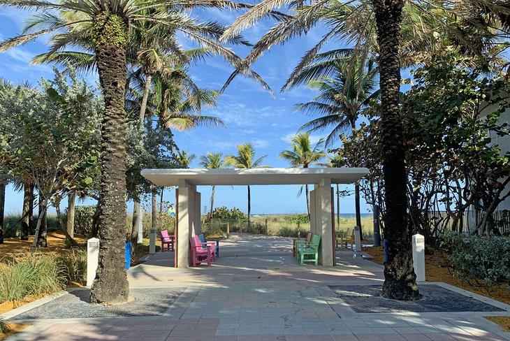El Portal de Laura Ward Washingtonia Avenue