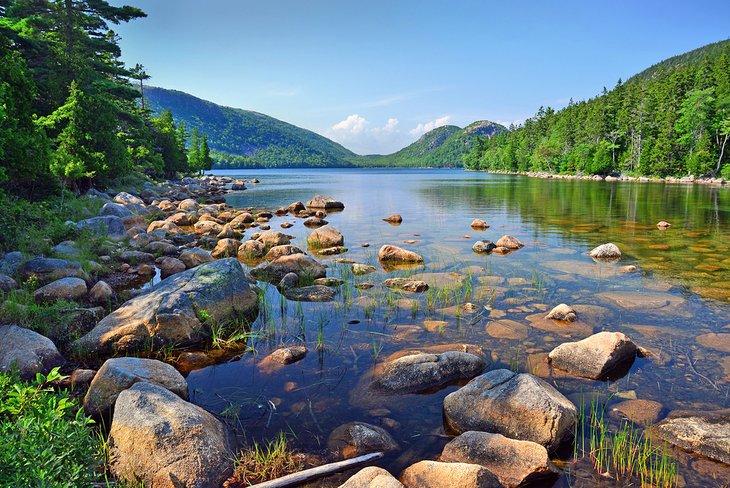 Étang de Jordan et les Bulles au Parc National d'Acadia