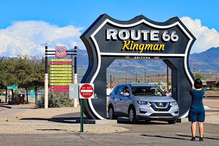 Riesiges Route 66-Schild
