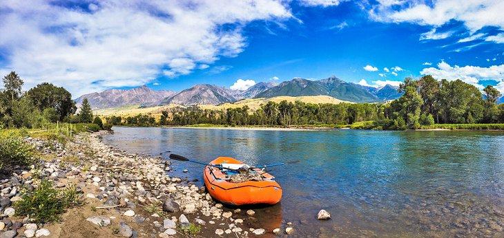 Rafting en el río Yellowstone