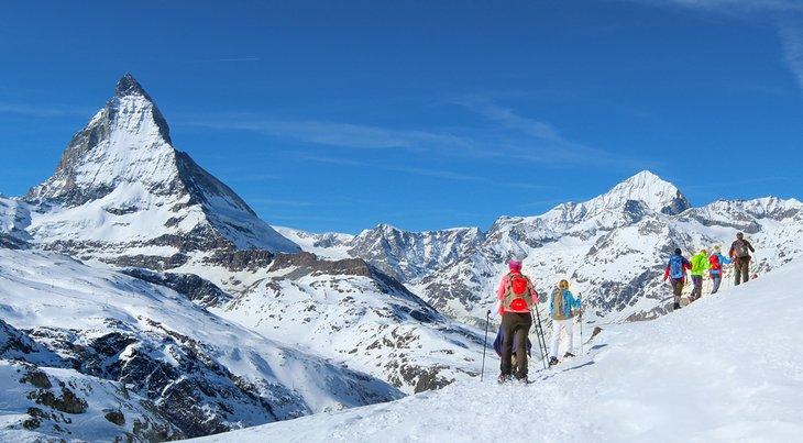 Randonnée en raquettes à Zermatt avec de belles vues sur le Cervin