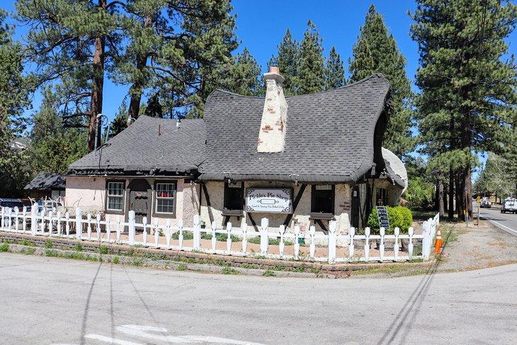 La tienda de pasteles de Pickle en Big Bear Lake, California