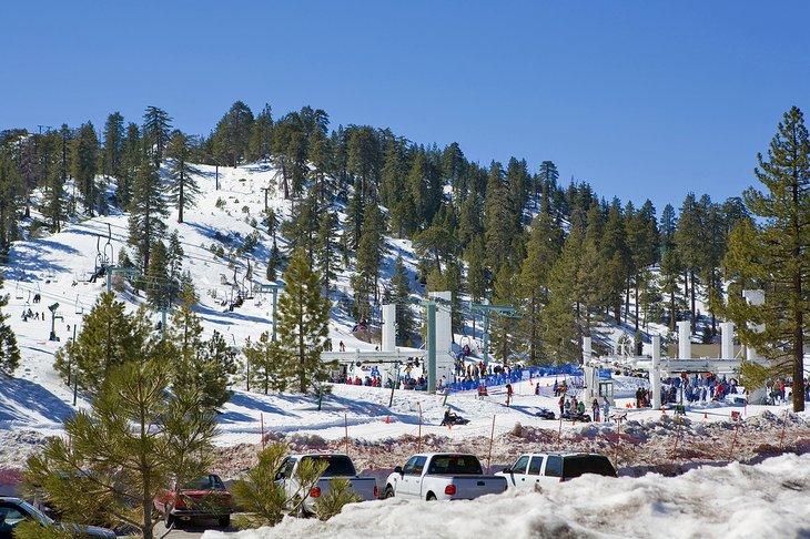 Día soleado en Big Bear Mountain Resort