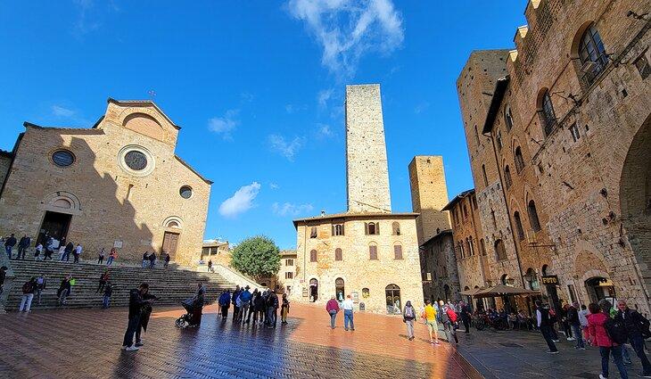 Piazza del Duomo en San Gimignano