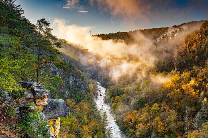 Tallulah Falls und Tallulah Gorge