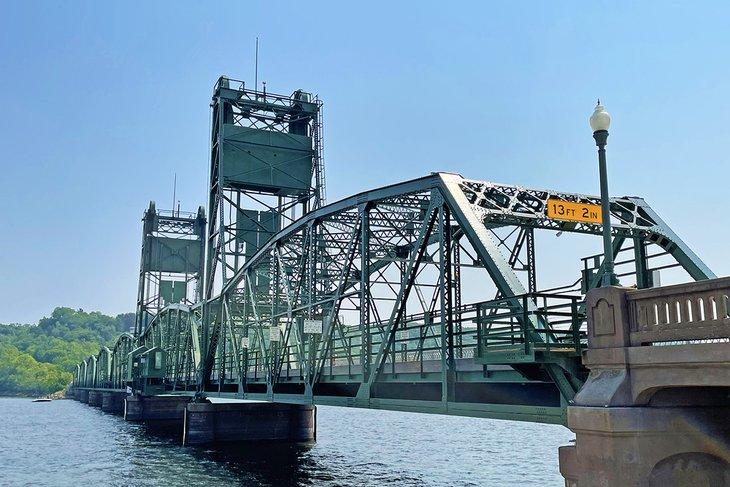 El Puente Elevador Histórico de Stillwater