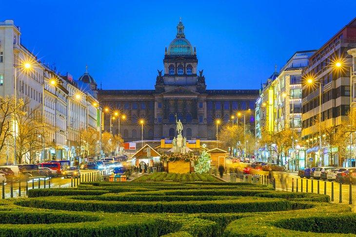 Mercado navideño en la Plaza Wenceslao