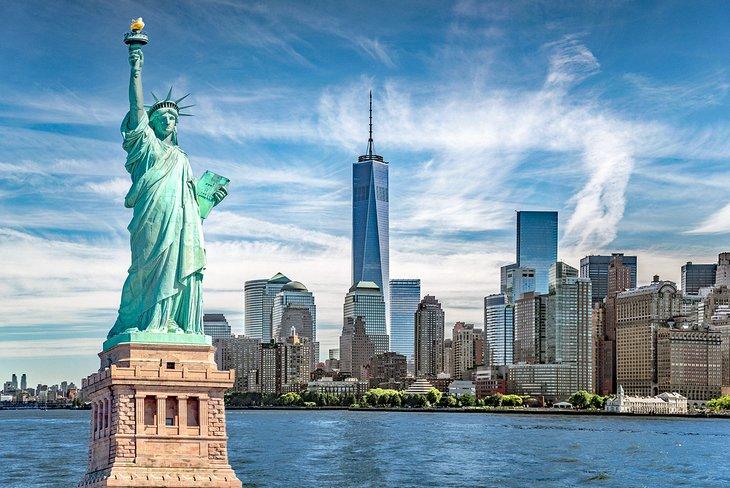 Statue de la Liberté et skyline de New York
