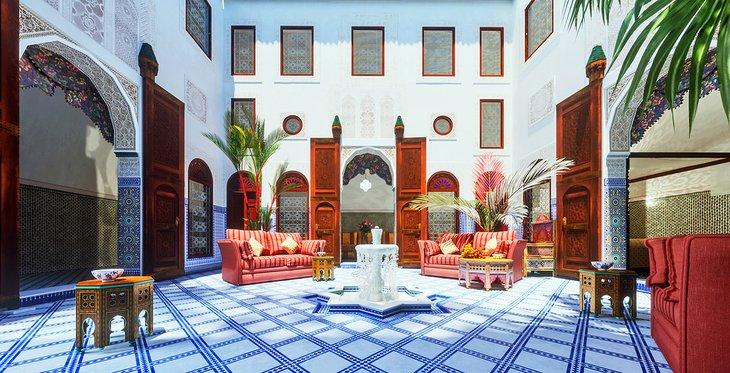 Patio interior en un riad de Marrakech