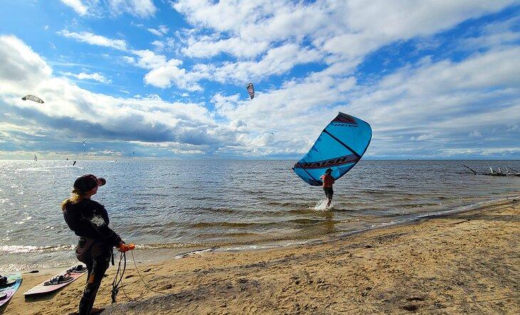 Kiteboarders en los Outer Banks