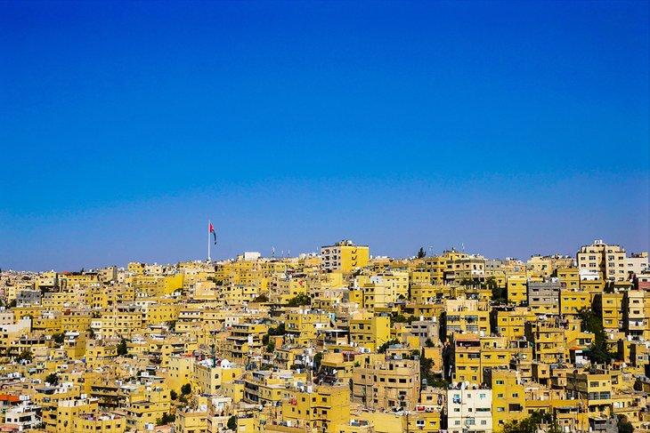 Die Rainbow Street in Amman