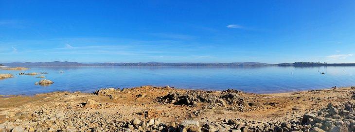Vue panoramique de Folsom Lake
