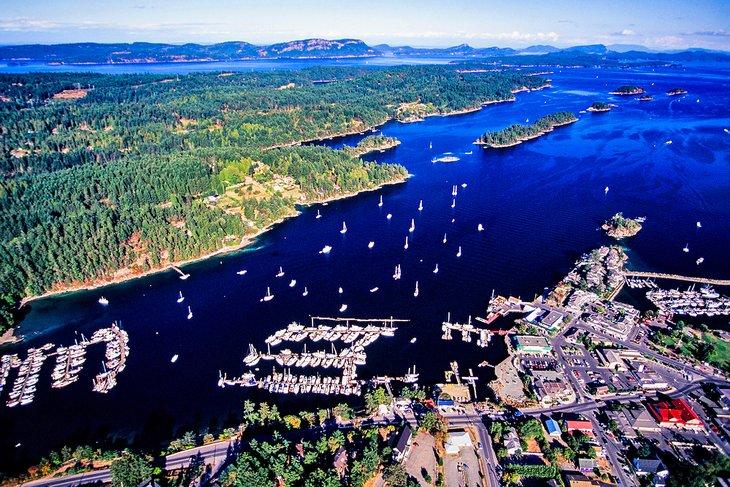 Vue aérienne de Ganges, l'île Salt Spring