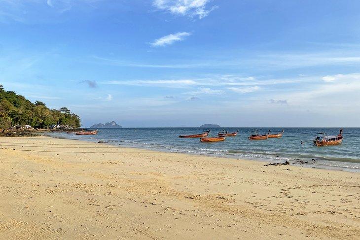 Bahía Phak Nam