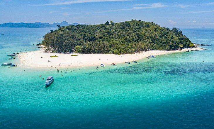 Koh Mai Phai (Isla Bambú)
