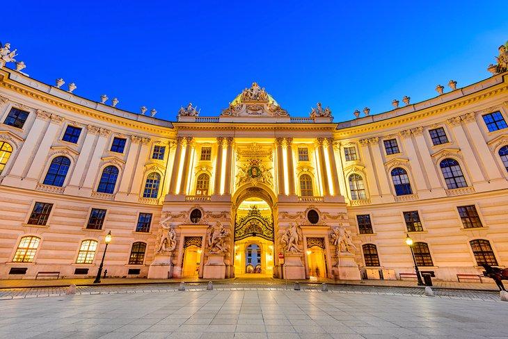 El Palacio Hofburg al atardecer