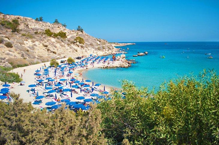 Plage de Konnos
