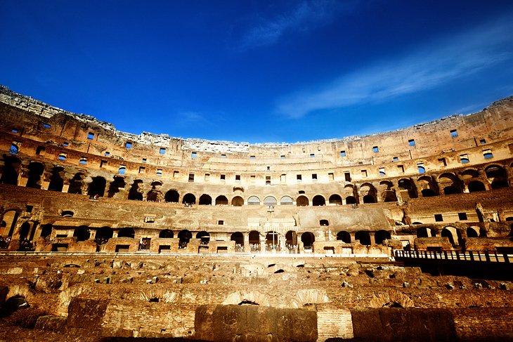Interior del Coliseo