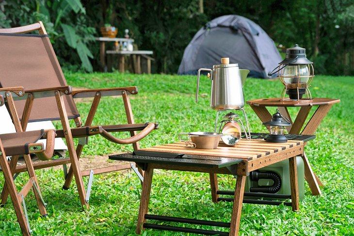 Bequeme Camping-Ausrüstung