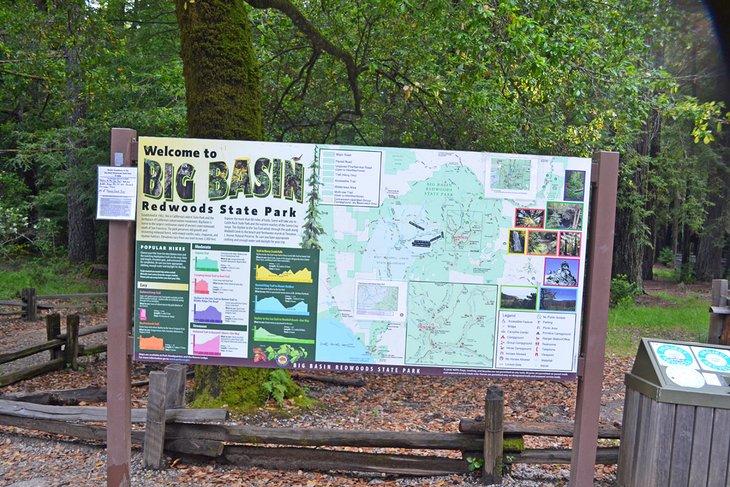 Schild im Big Basin Redwoods State Park, Kalifornien
