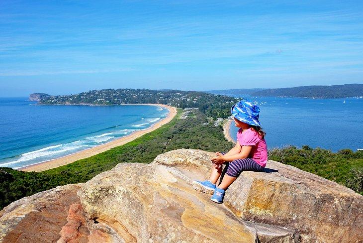 Genießen Sie die Aussicht über Palm Beach in Sydneys Northern Beaches