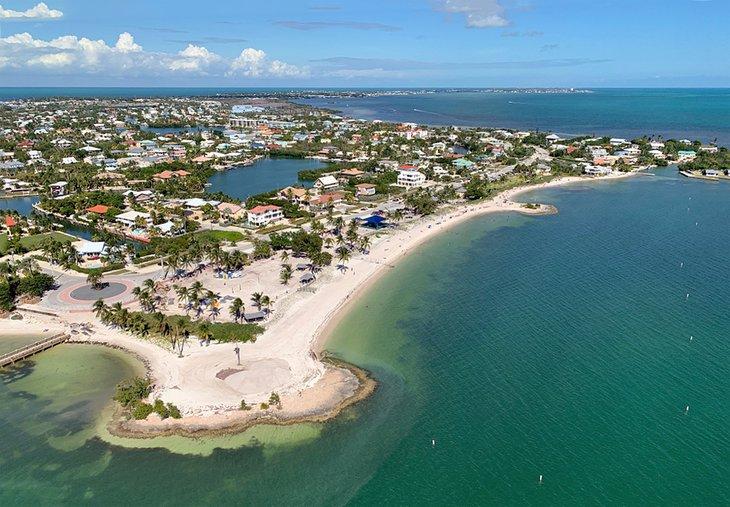 Luftaufnahme von Sombrero Beach