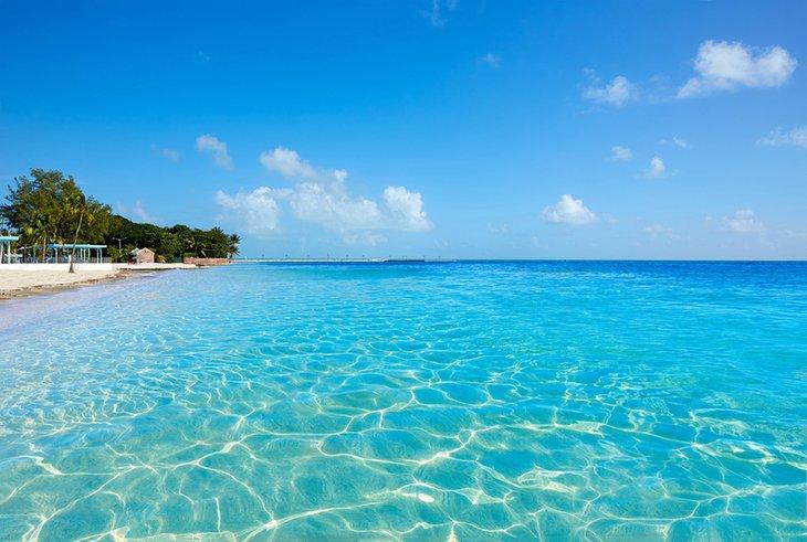 Kristallklares Wasser bei Higgs Beach