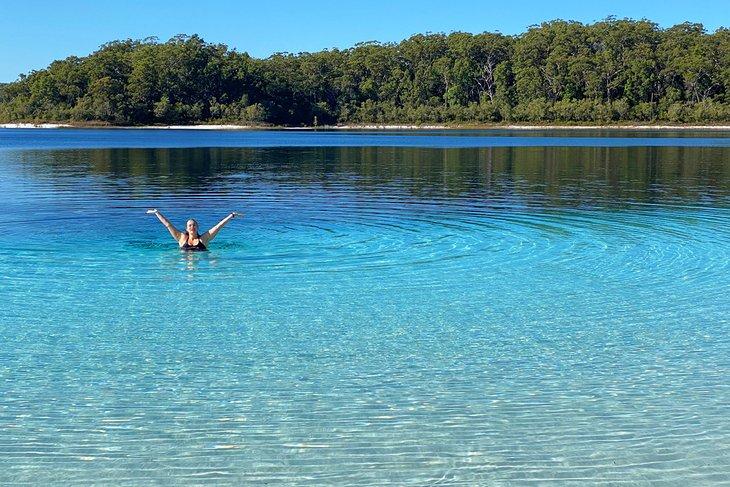 Nadando en el Lago McKenzie