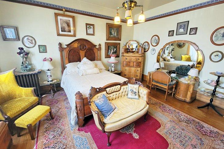 Schlafzimmer im Copper King Mansion