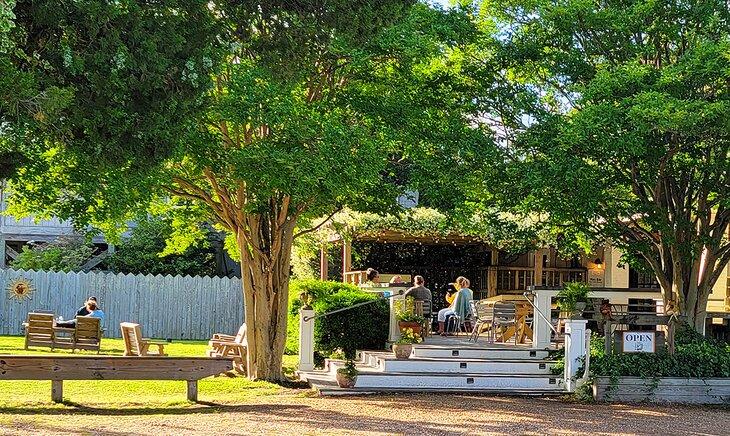 Comiendo al aire libre en Ocracoke