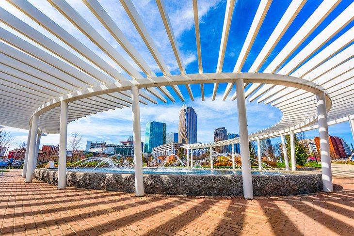 Fuentes y horizonte en Charlotte