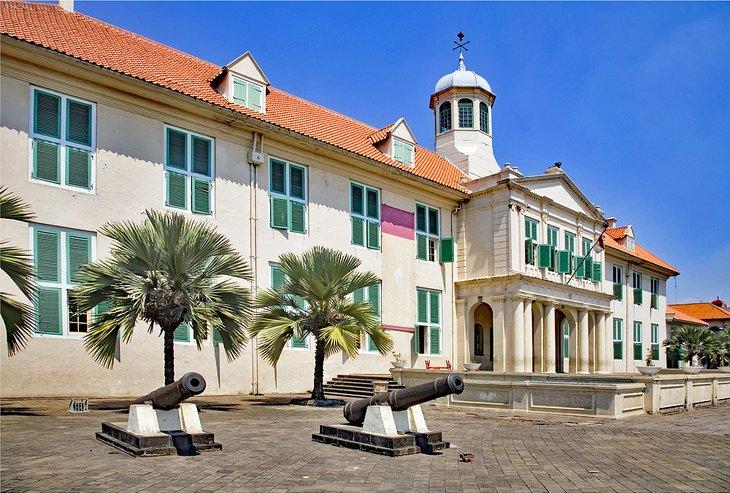 Musée d'Histoire de Jakarta sur Taman Fatahillah dans la Vieille Ville de Jakarta