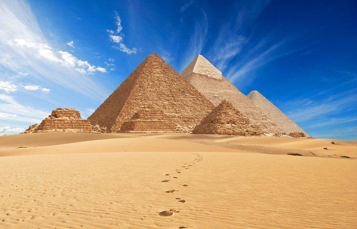 Les Pyramides de Gizeh