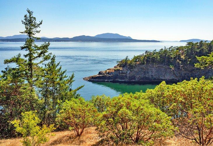 Blick von Orcas Island auf Sucia Island