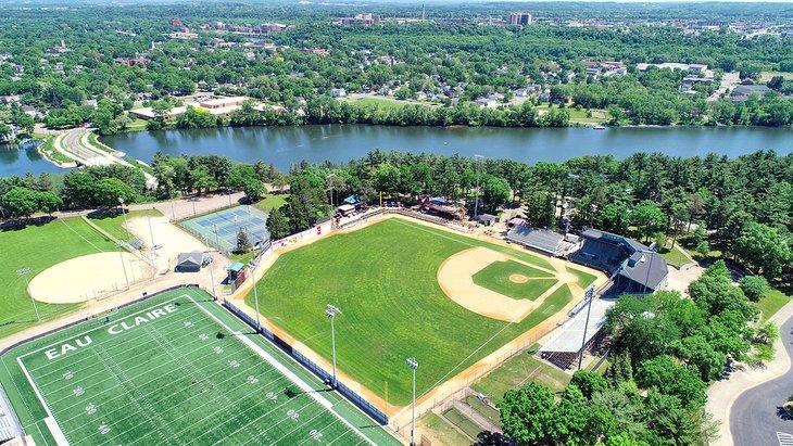 Luftaufnahme der Sportplätze im Carson Park
