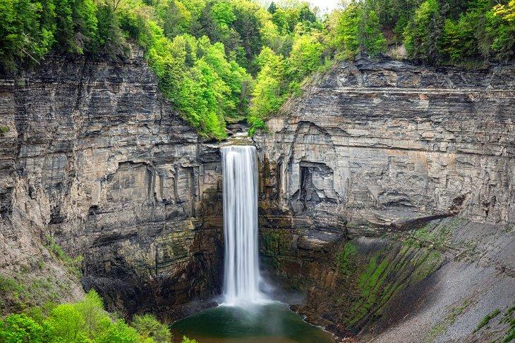 Cascadas Taughannock cerca de Ithaca